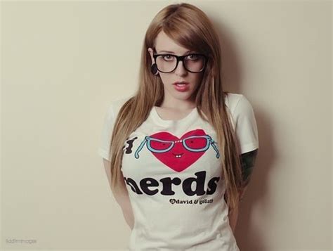 nerd sexo|Best Nerd XXX: Nerdy babes and geeky dudes fucking on。